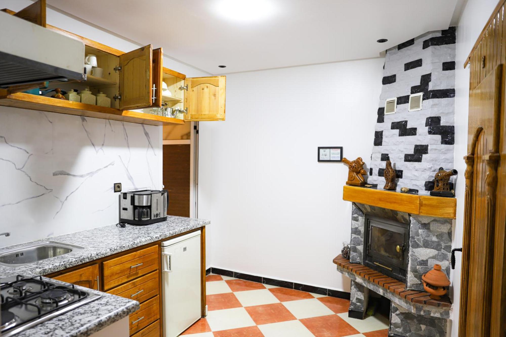 Salam Appartement Climatise Hiver Et Ete Azrou Exterior foto